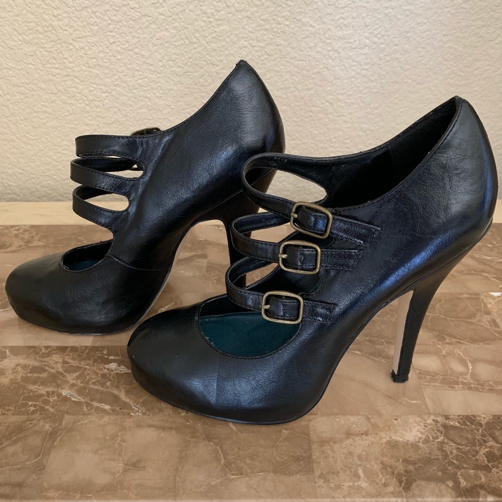 Steve Madden Marry Heels